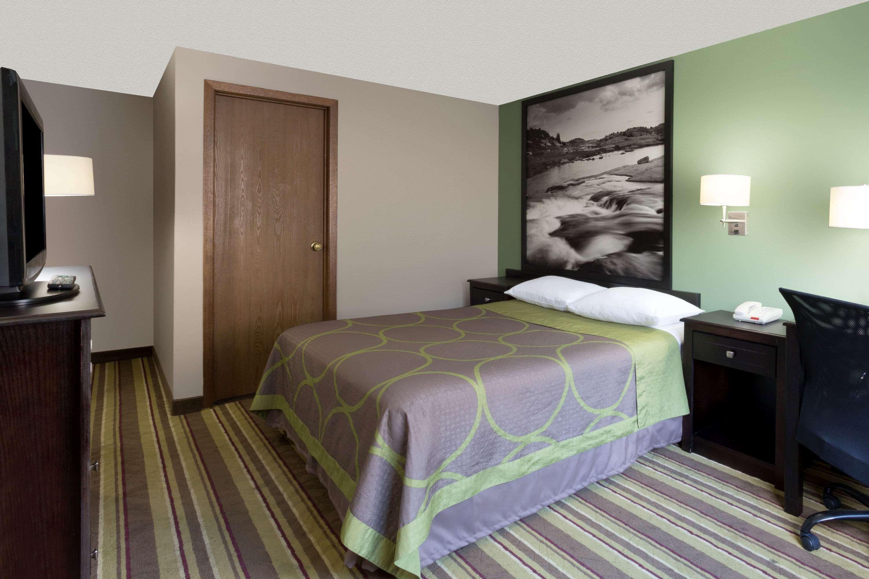 Super 8 By Wyndham Green River Ngoại thất bức ảnh